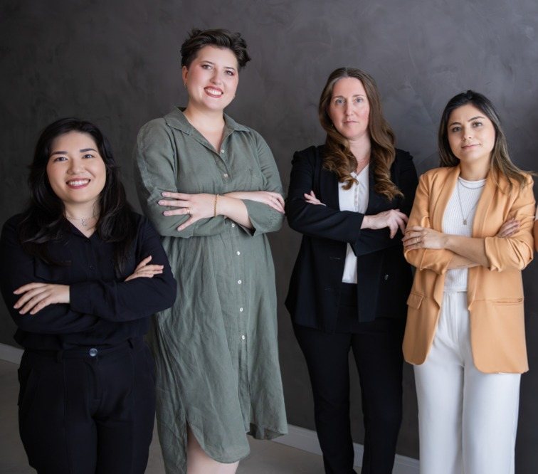 Equipe médica da Clínica Genuína em Curitiba